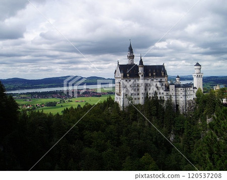 Neuschwanstein Castle 120537208