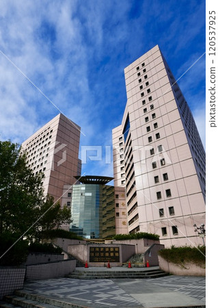 國立政治大學社會科學學院(台灣台北市文山區) 國立政治大學社會科學學院(台灣台北市文山區) 120537925