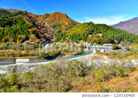 View of the Kuruma Onsen area, Otari Village, Nagano Prefecture (Otari Village, Nagano Prefecture) [2024.11] 120538460