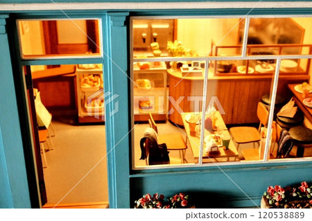 Miniature Cafe 120538889