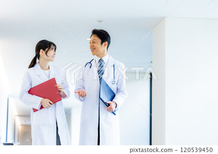 Men's and women's medical team Photography cooperation "LINK FOREST" Men's and women's medical team Photography cooperation "LINK FOREST" 120539450