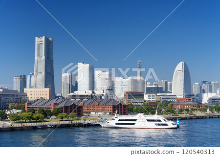 Yokohama Minato Mirai coastal scenery 120540313
