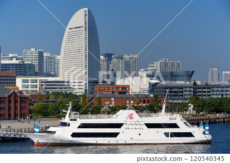 Yokohama Minato Mirai coastal scenery 120540345