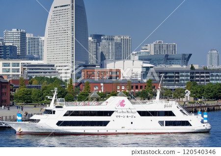 Yokohama Minato Mirai coastal scenery 120540346