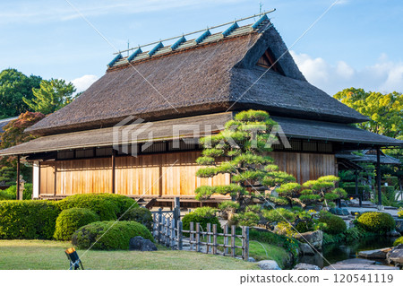 日本岡山縣岡山市古老而美麗的建築 日本岡山縣岡山市古老而美麗的建築 120541119