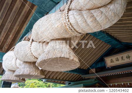 <島根縣>出雲大社神樂堂大注連繩 120543402