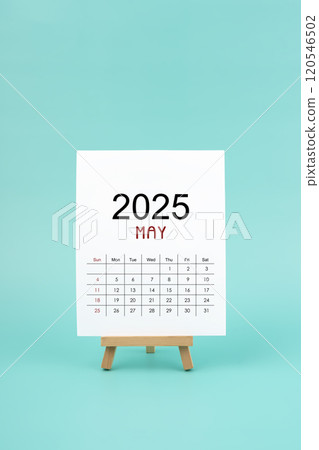 Calendar page May of the year 2025 white color on green background. 120546502