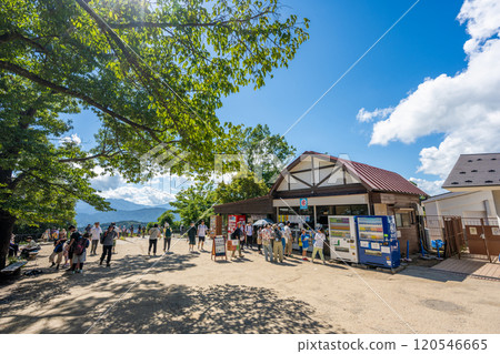 高尾山頂風景 高尾山頂風景 120546665