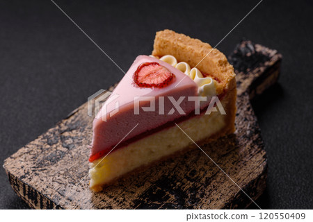 Sweet cheesecake with mascarpone or Philadelphia cheese, jelly and strawberries 120550409