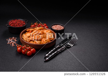Ravioli with meat or vegetarian with ricotta, salt and spices Ravioli with meat or vegetarian with ricotta, salt and spices 120551326