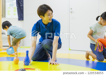兒童保育/治療圖像 兒童保育/治療圖像 120558055
