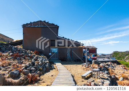 Climbing Mt. Ontake in Autumn: Ninoike Hut 120561516