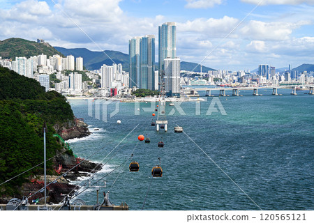 Matsushima Marine Cable Car and Busan scenery [Korea/Busan] 120565121