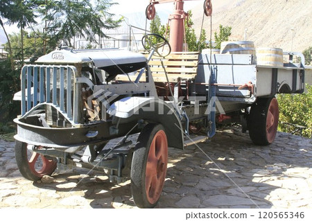 Pisco sour distillery in Pisco Elqui 120565346