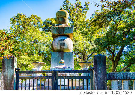 京都豐國陵的五環塔 京都豐國陵的五環塔 120565520