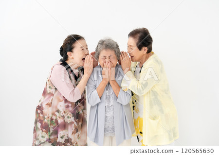 Senior woman, secret conversation, surprised Senior woman, secret conversation, surprised 120565630