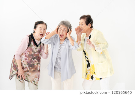 Senior woman, loud voice, hearing loss Senior woman, loud voice, hearing loss 120565640