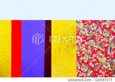 賀年片材質（紅、白、金） 120567273