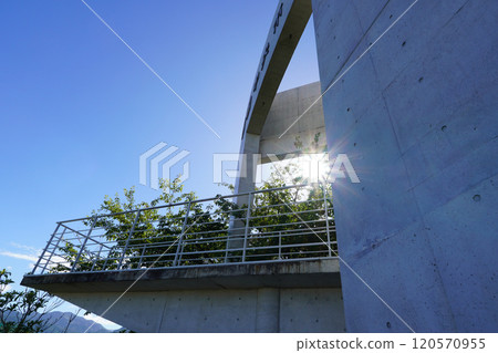 高原博物館，又稱四國中央市歷史考古博物館（四國中央市川之江町） 120570955