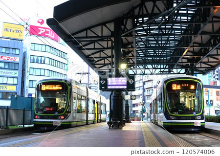 [廣島電鐵] 1000型～GREEN MOVER LEX～（橫河線：橫河站） 120574006