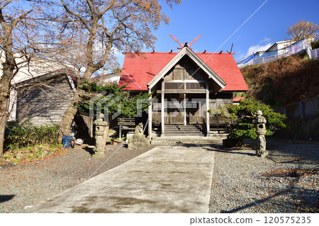 拍攝北海道八雲町熊石根崎神社深秋景色 拍攝北海道八雲町熊石根崎神社深秋景色 120575235