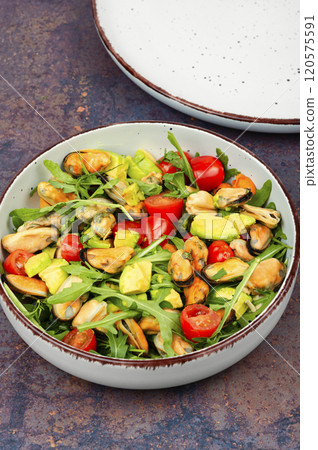Delicious seafood mussels. Delicious seafood mussels. 120575591