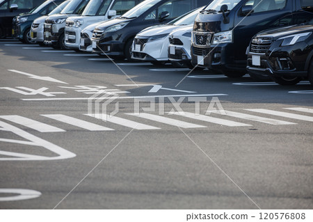停車場 停車處 汽車 120576808