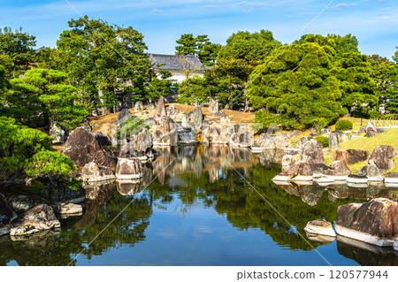 Ninomaru Garden of Nijo Castle, Kyoto Ninomaru Garden of Nijo Castle, Kyoto 120577944