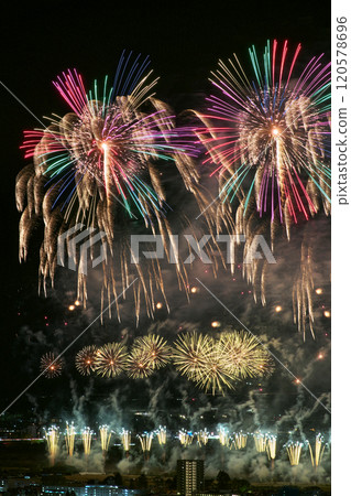 The 118th Nagano Ebisu-ko Fireworks Festival (November 23, 2024) The 118th Nagano Ebisu-ko Fireworks Festival (November 23, 2024) 120578696