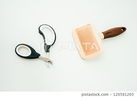 貓指甲刀和貓刷 120581203