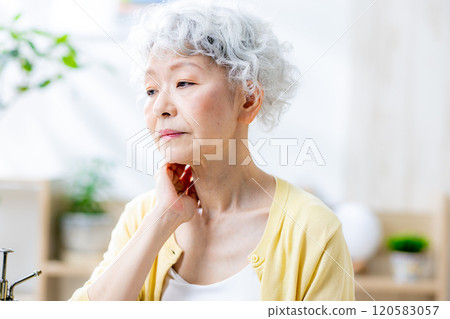高級女性受苦 120583057