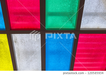 Colour Ceiling Glass 120585934