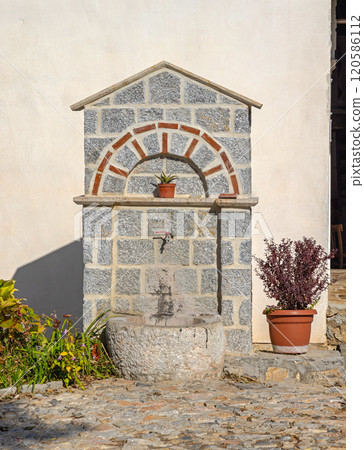 Drinking Water Faucet Fountain Drinking Water Faucet Fountain 120586112