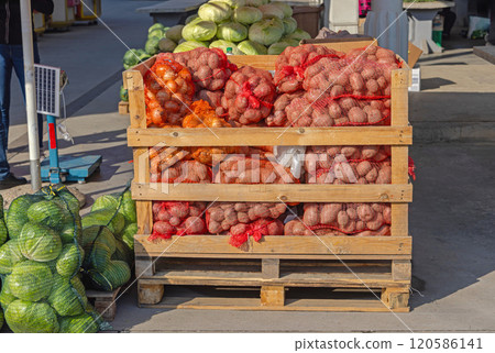 Potato Sacks Pallet Market 120586141