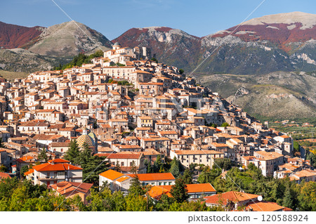 Morano Calabro, Italy hilltop town in the province of Cosenza in the Calabria 120588924
