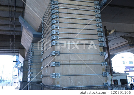 抗震高架鐵路橋墩 120591106