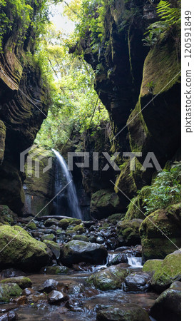 Stunning waterfall of Soldados Sebold in Santa Catarina, Brazil 120591849