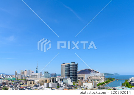 View of Momochihama, Jigyohama, and Fukuoka Tower in Sawara Ward from Tojinmachi and Ohori Park in spring 2024 in daytime colors 120592014