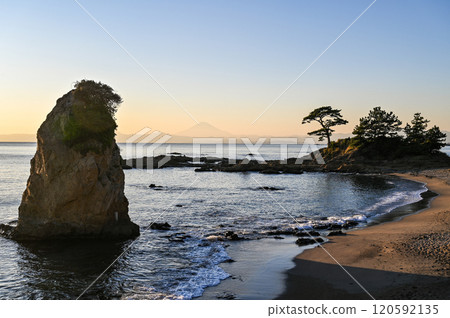 神奈川縣橫須賀市立石公園的日落 120592135