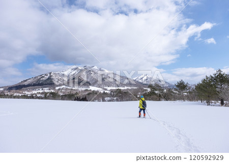 雪鞋徒步 Hiruzen Kogen 的形象 雪鞋徒步 Hiruzen Kogen 的形象 120592929