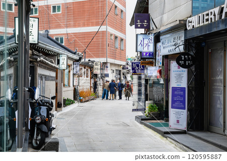 Insadong, Seoul Insadong, Seoul 120595887