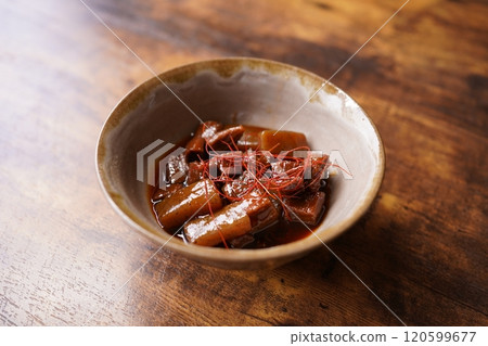 Braised beef tongue, sweet and spicy 120599677
