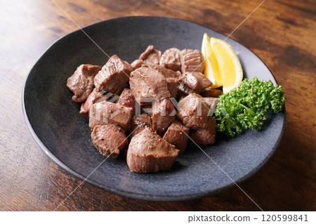 牛舌牛排切塊 120599841