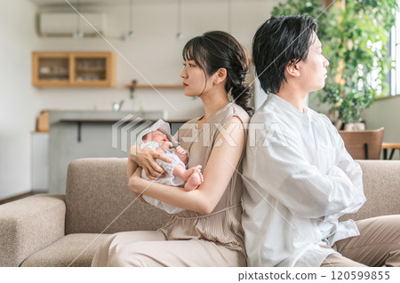 Couples fighting over raising a baby 120599855