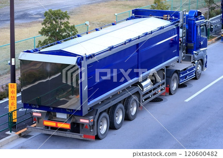 Trailer dump image 120600482