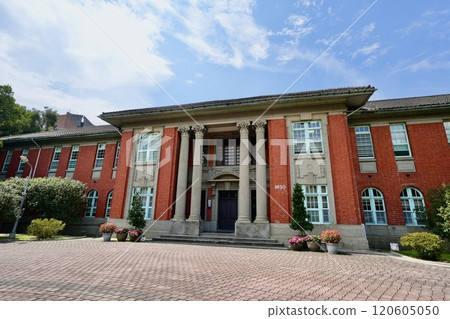 National Taiwan University (Da'an District, Taipei, Taiwan) National Taiwan University (Da'an District, Taipei, Taiwan) 120605050