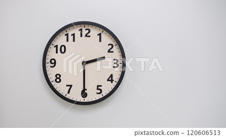 Classic Black-Edged Clock on White Background at 14.30/02.30 - Perfect for Time Management and Text Space Classic Black-Edged Clock on White Background at 14.30/02.30 - Perfect for Time Management and Text Space 120606513
