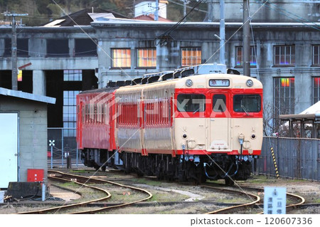 木葉28型+木葉58型、木葉33型（岡山縣津山市） 120607336