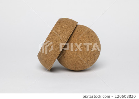 Sophisticated and Stylish Round Cork Container with a Lid for Effective Storage Solutions 120608820