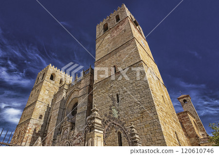 Cathedral of Siguenza, Spain 120610746